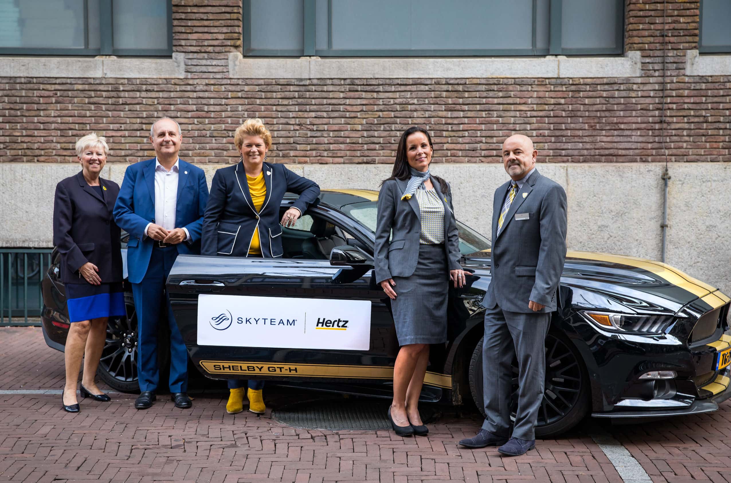 skyteam-and-hertz-extend-loyalty-benefits-beyond-the-airport-apex