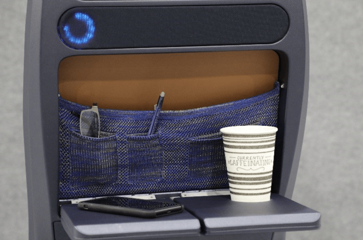 [VIDEO] Seatback Prototype Features Digital Notifications and Split Tray Table